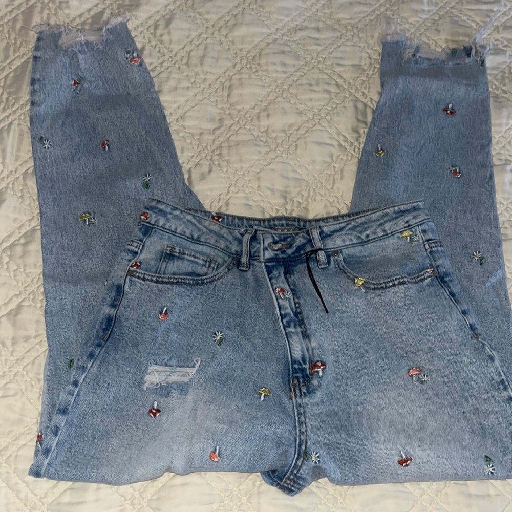 Mushroom Jeans! 🍄